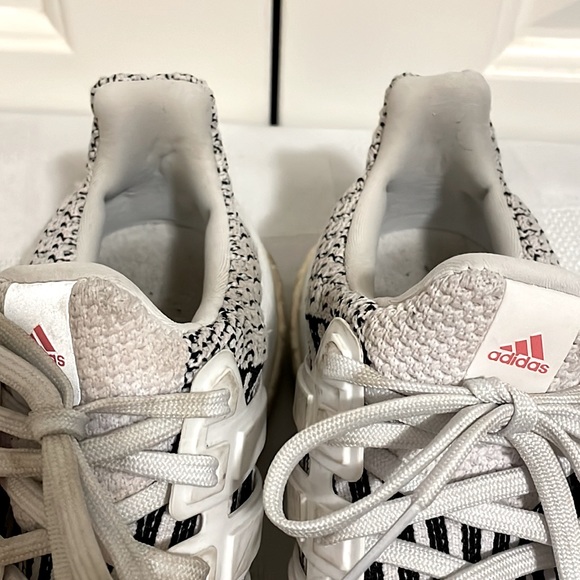 Ultra boost shoes - Picture 8 of 12